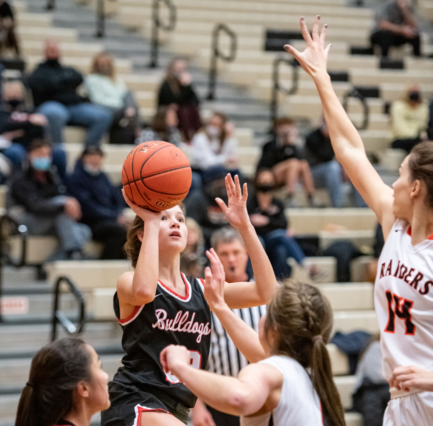 East vs Le Mars basketball